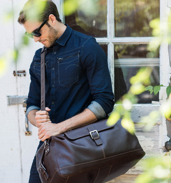 Men's Large Capacity Functional Nylon Messenger Bag With Flip Cover, Letter  Printed, Black, For University Students Or Travel