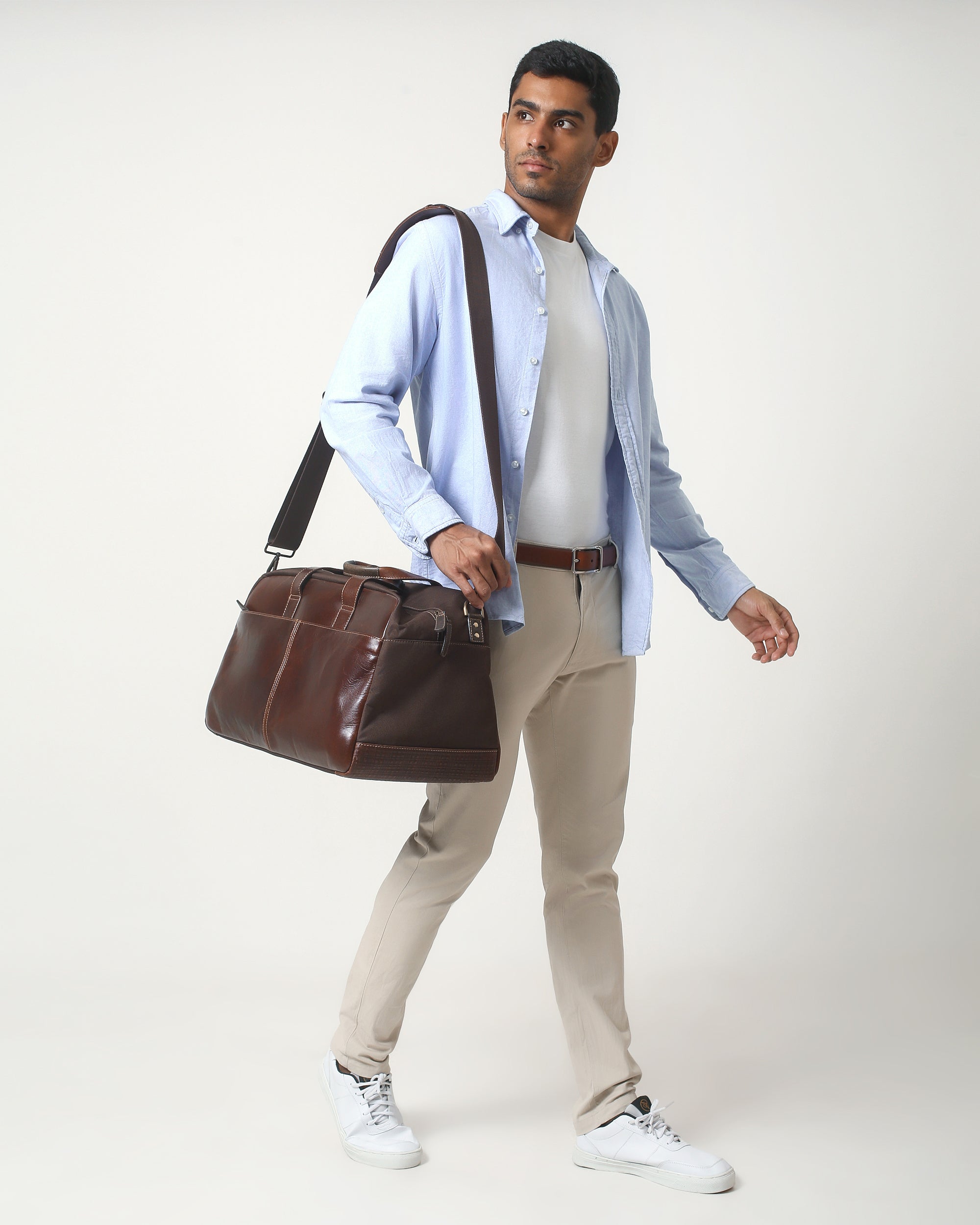 boconi garth traveler leather backpack Boconi Garth Commuter Leather Duffle Bag in Cognac